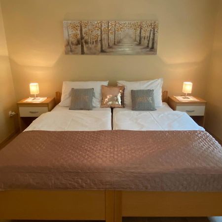 Guest House Golja Μπλεντ Εξωτερικό φωτογραφία