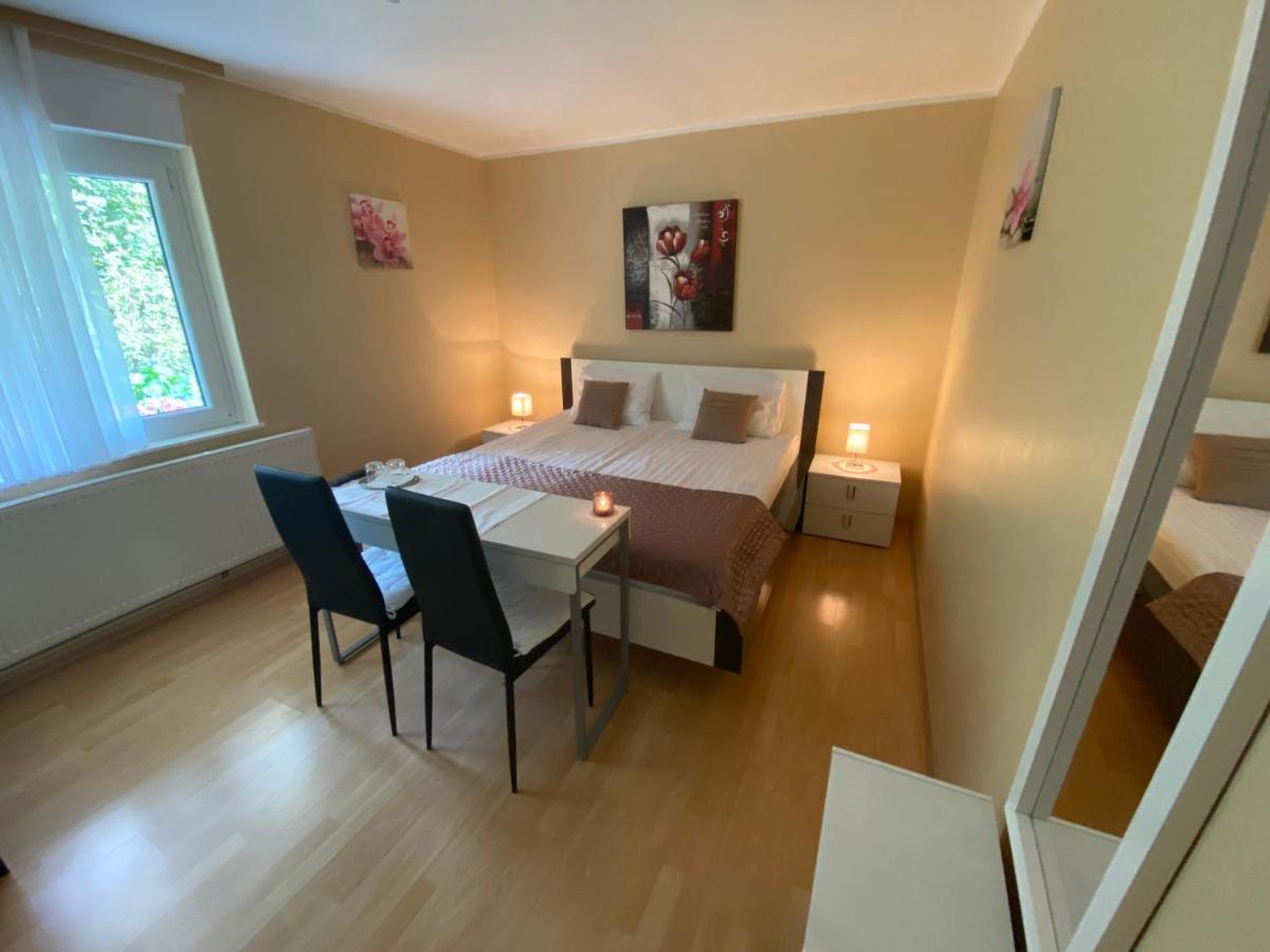Guest House Golja Μπλεντ Εξωτερικό φωτογραφία