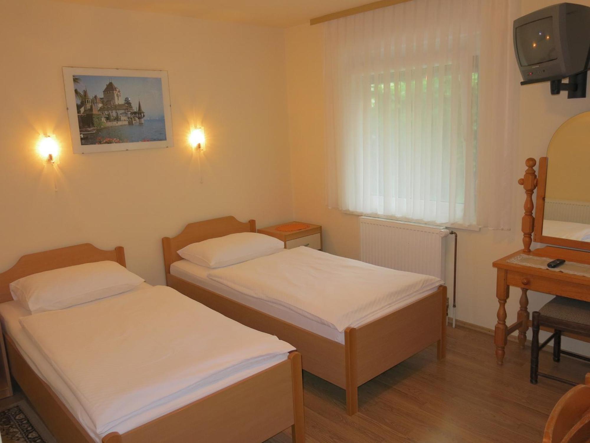 Guest House Golja Μπλεντ Δωμάτιο φωτογραφία