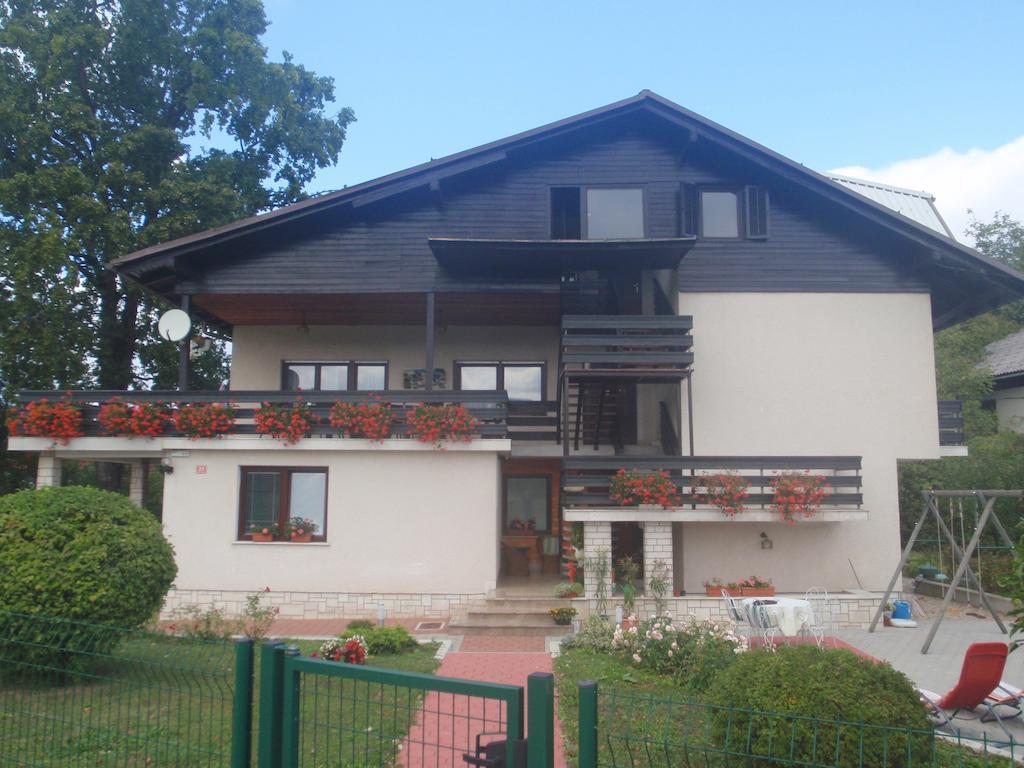 Guest House Golja Μπλεντ Εξωτερικό φωτογραφία
